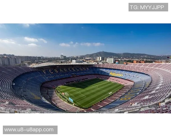 梅西重返诺坎普引发热潮点赞超2600万四条动态成热门焦点